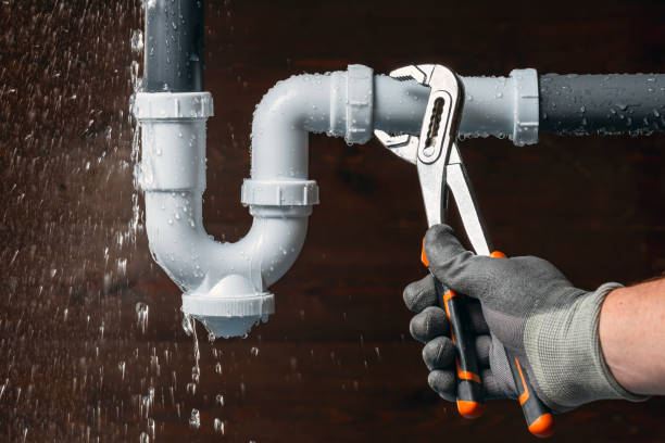 Professional Sewer Line Repair technician working in New Middletown, OH